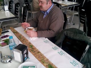 Yusuf Yavru Halk Etliekmekte